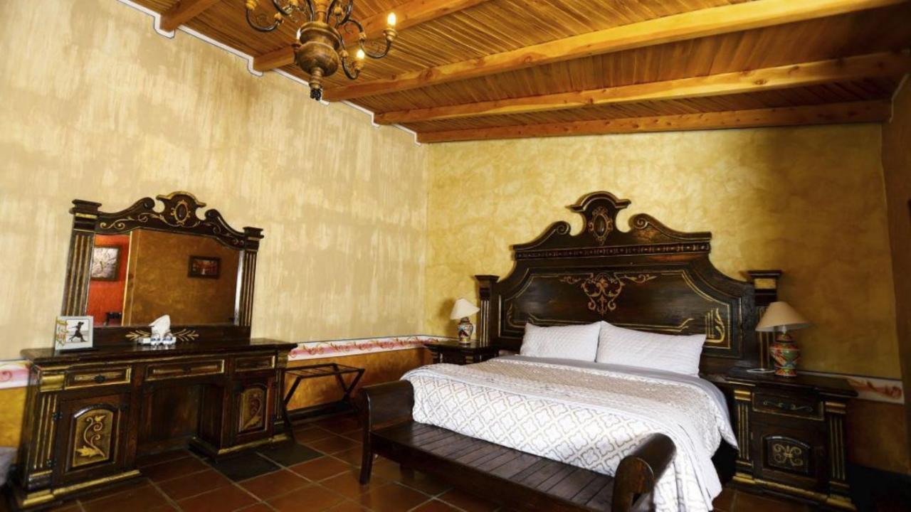 Tlalpujahua de Rayón Villa Claus Inn מראה חיצוני תמונה